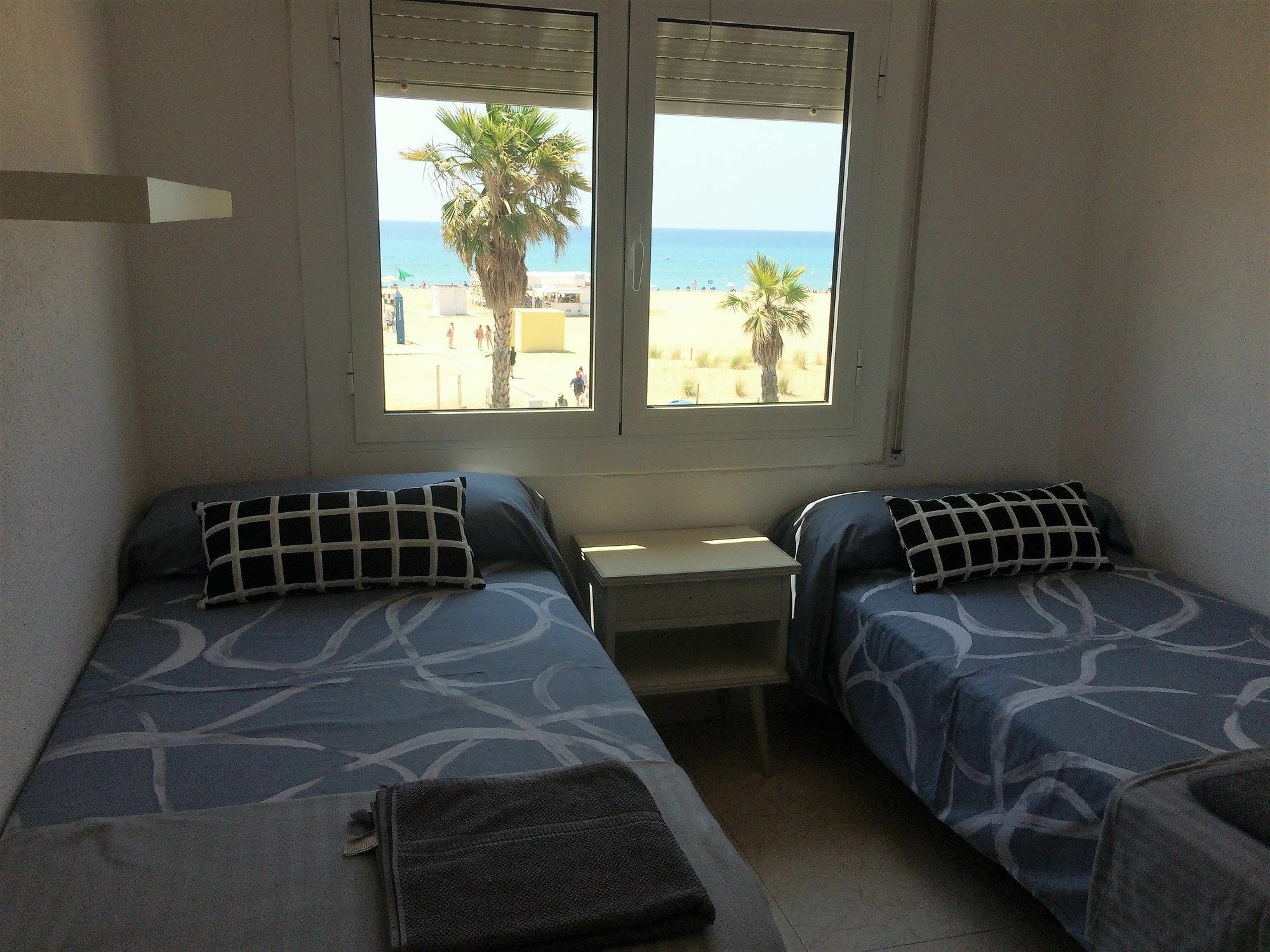 Appartement Calaluz Be My Guest Castelldefels Extérieur photo